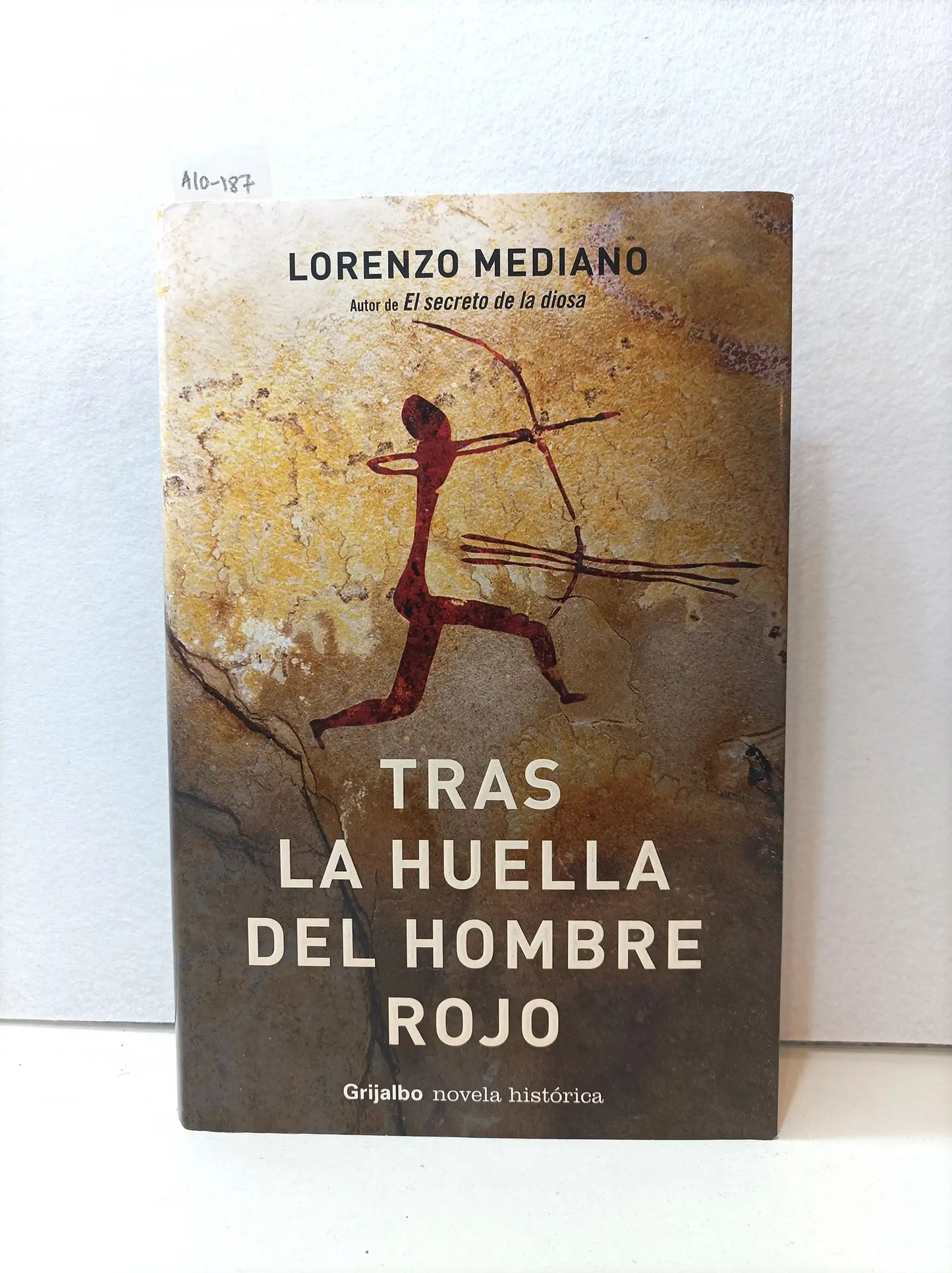Tras la huella del hombre rojo.