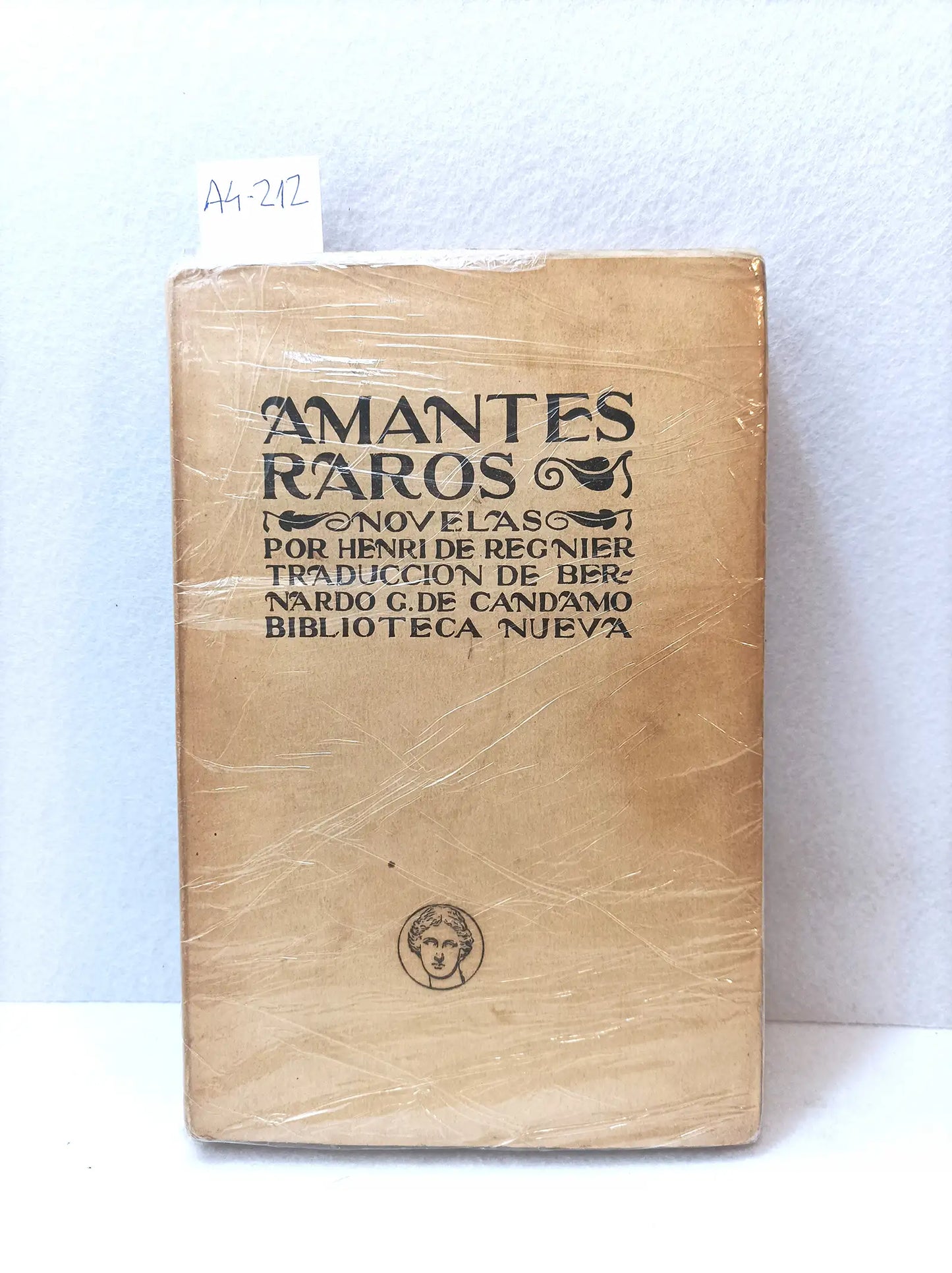 Amantes raros. (novelas).