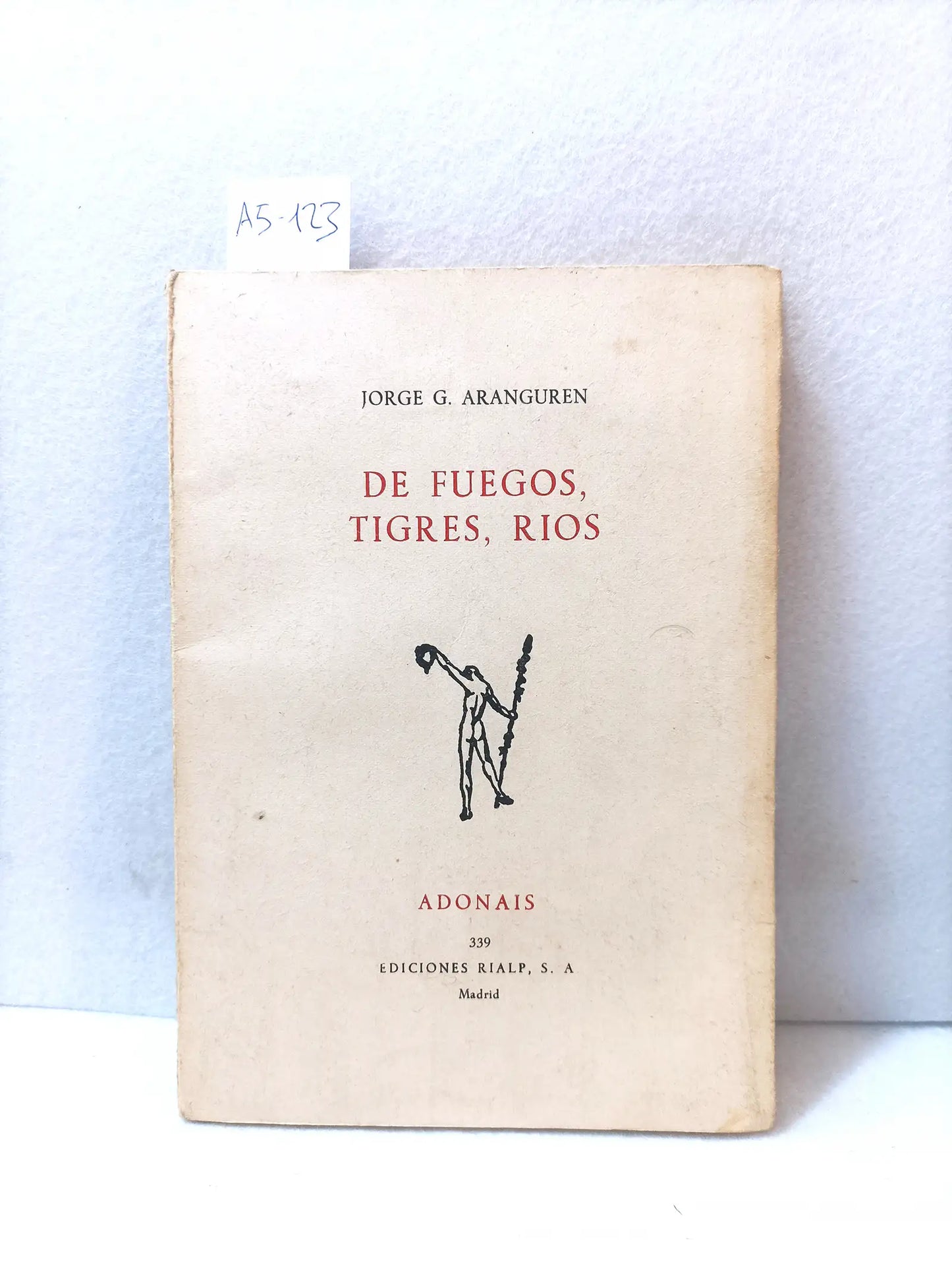 De fuegos, tigres, ríos.