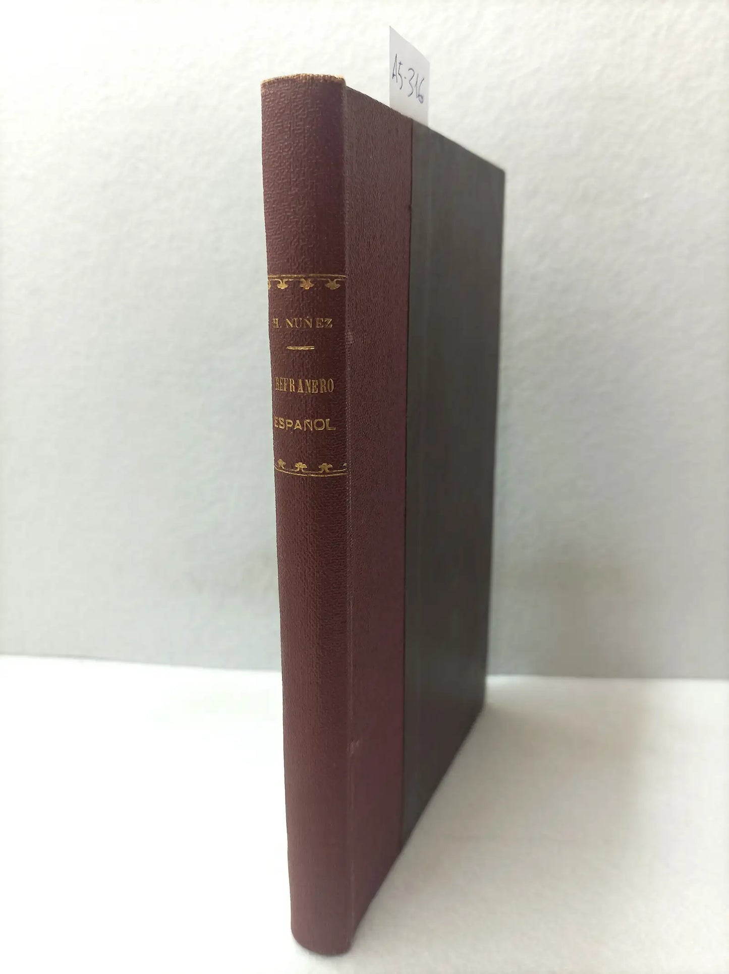 Refranero español. (recopilación).