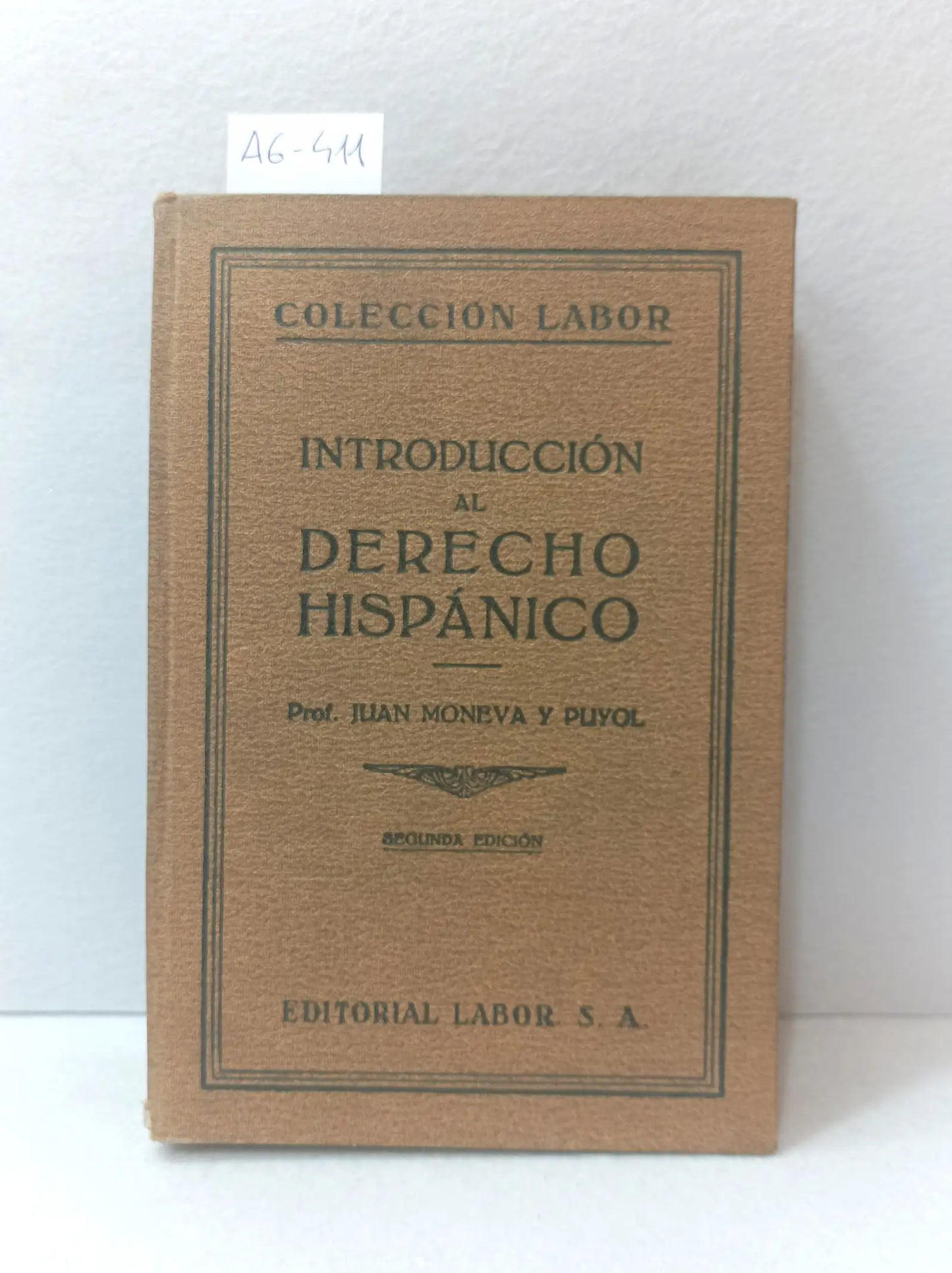 Introducción al derecho hispánico.