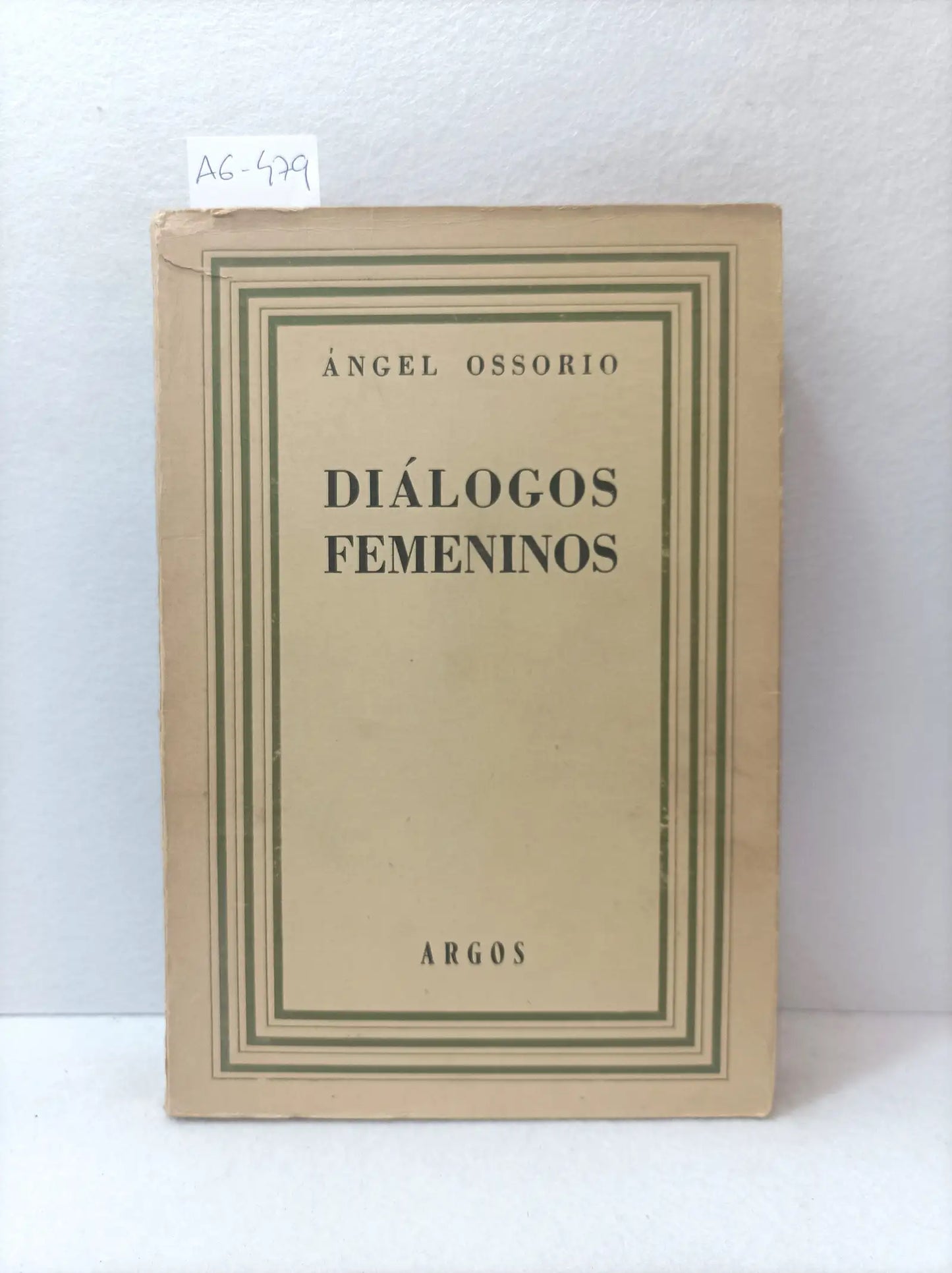 Diálogos femeninos.