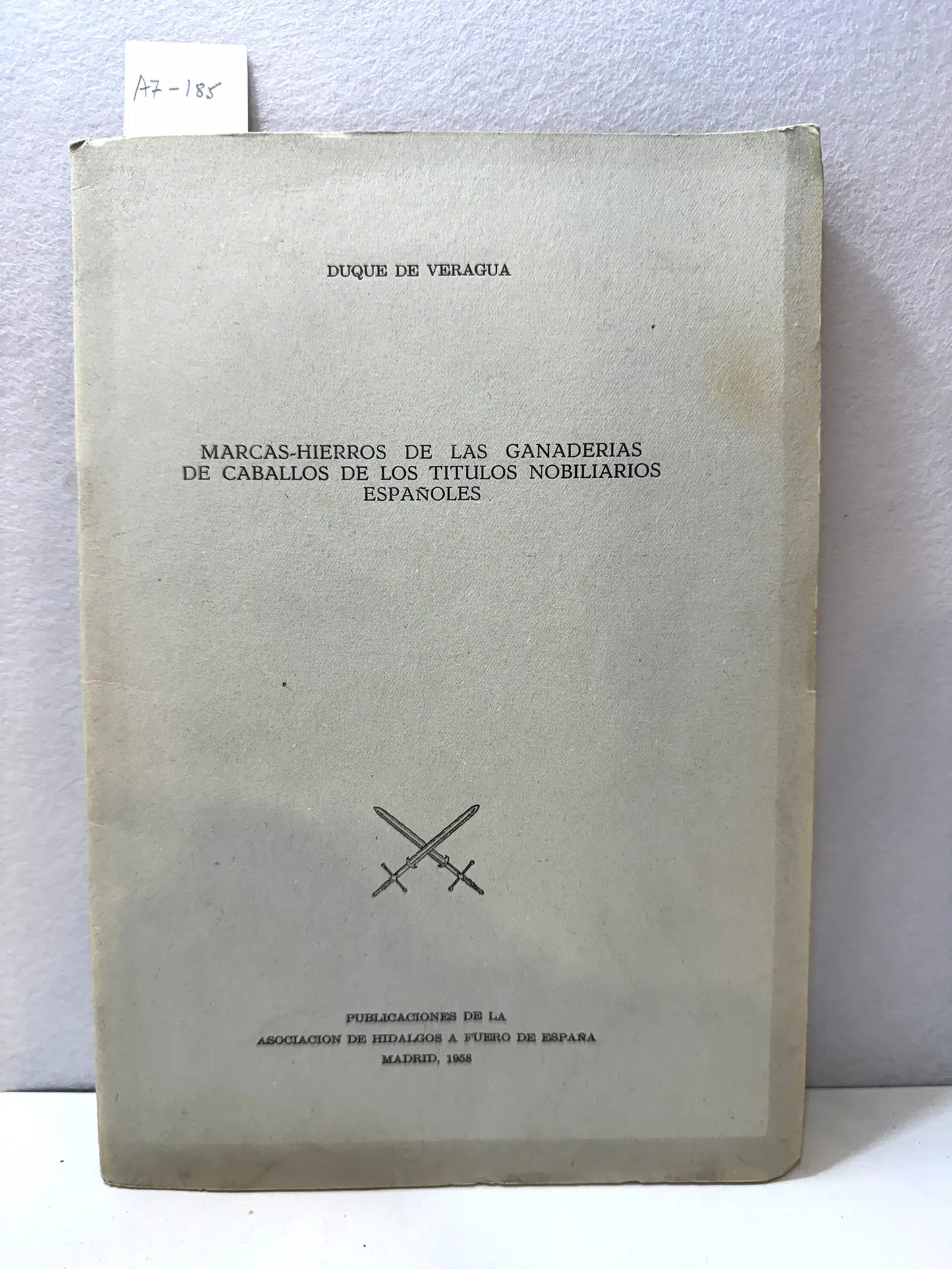 Marcas-hierros de las ganaderías de caballos de los títulos nobiliarios españoles.