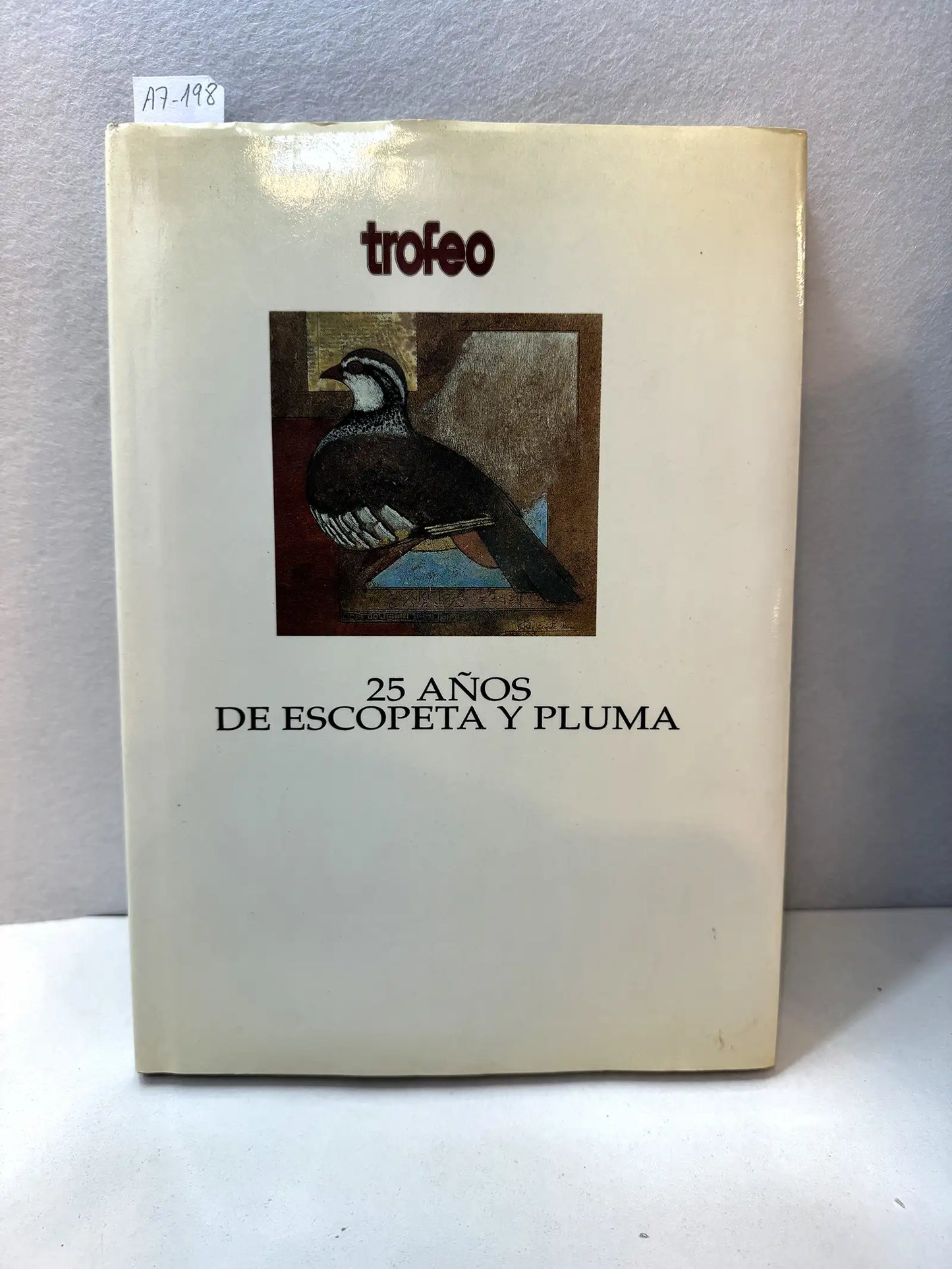 Trofeo. 25 años de escopeta y pluma.