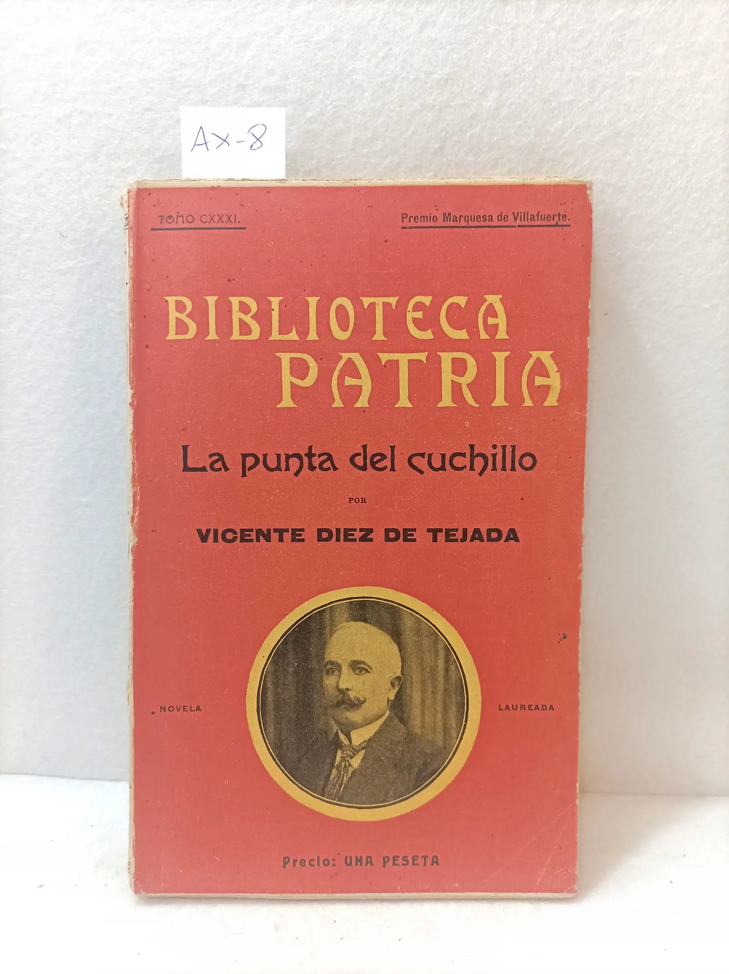 La punta del cuchillo.