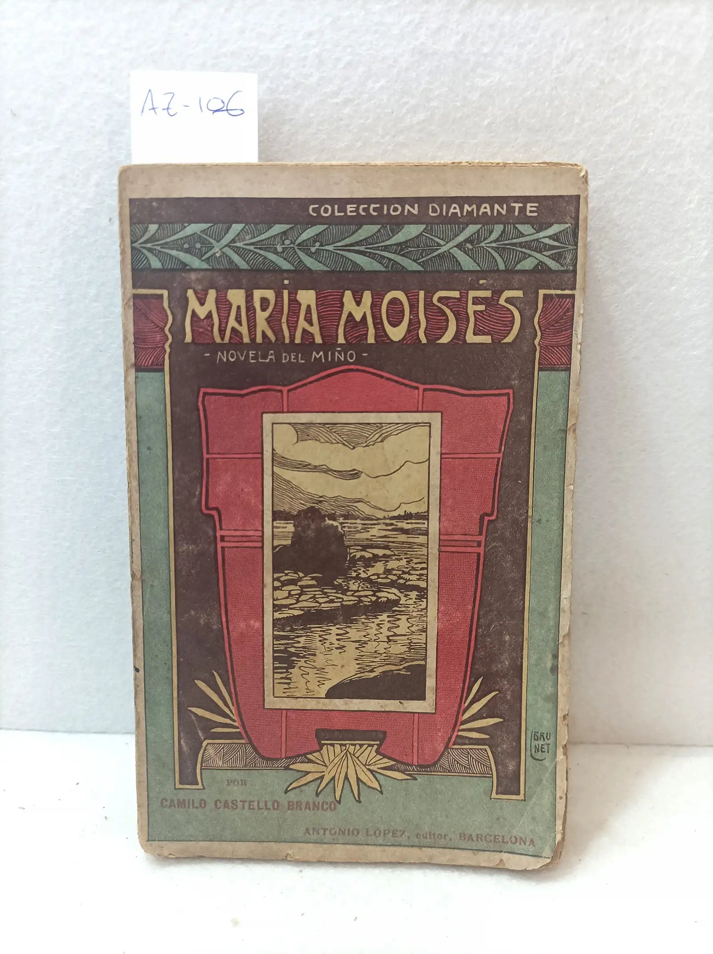 María Moisés.