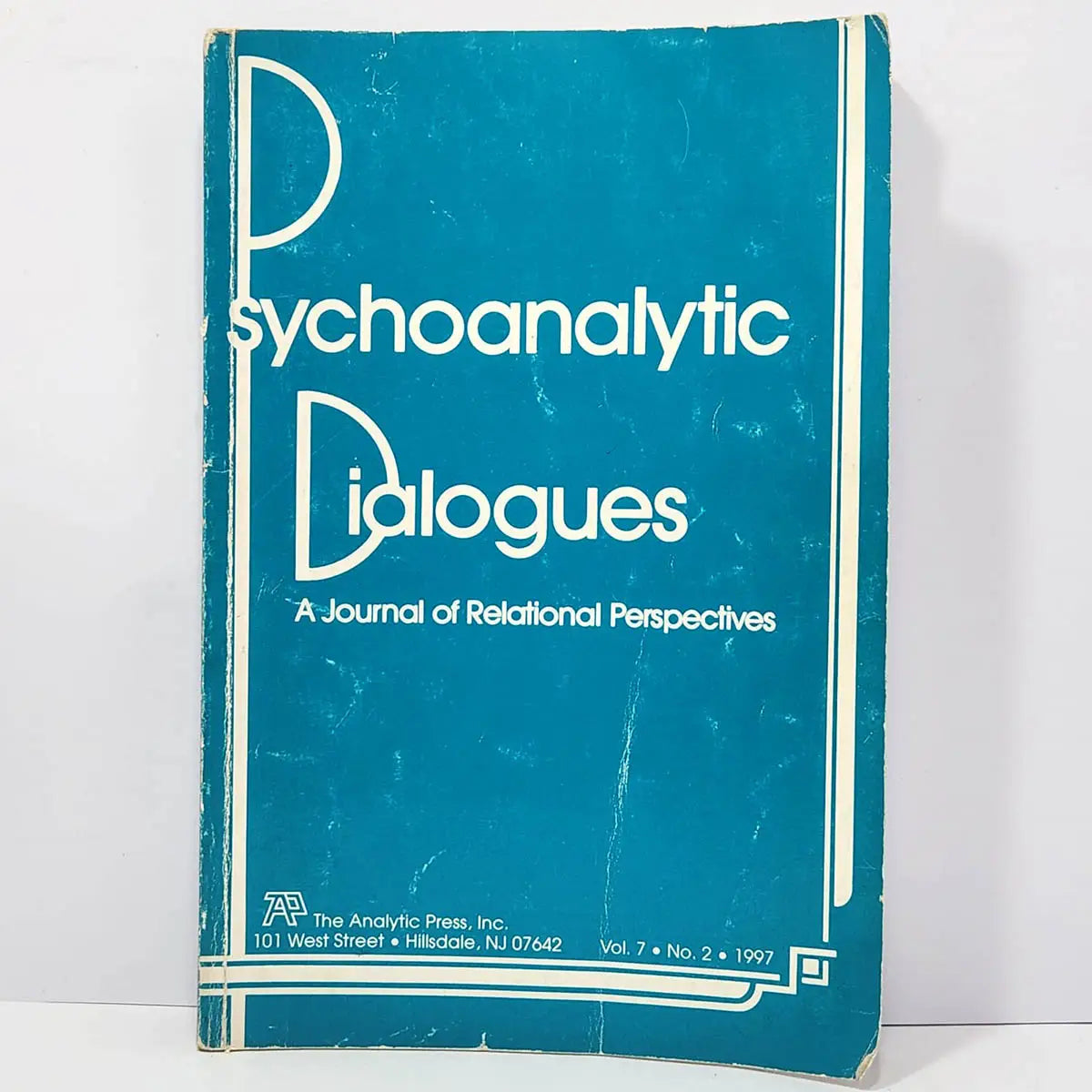 Psychoanalytic Dialogues a Journal of Relational Perspectives. Vol. 7, nº2, 1997.