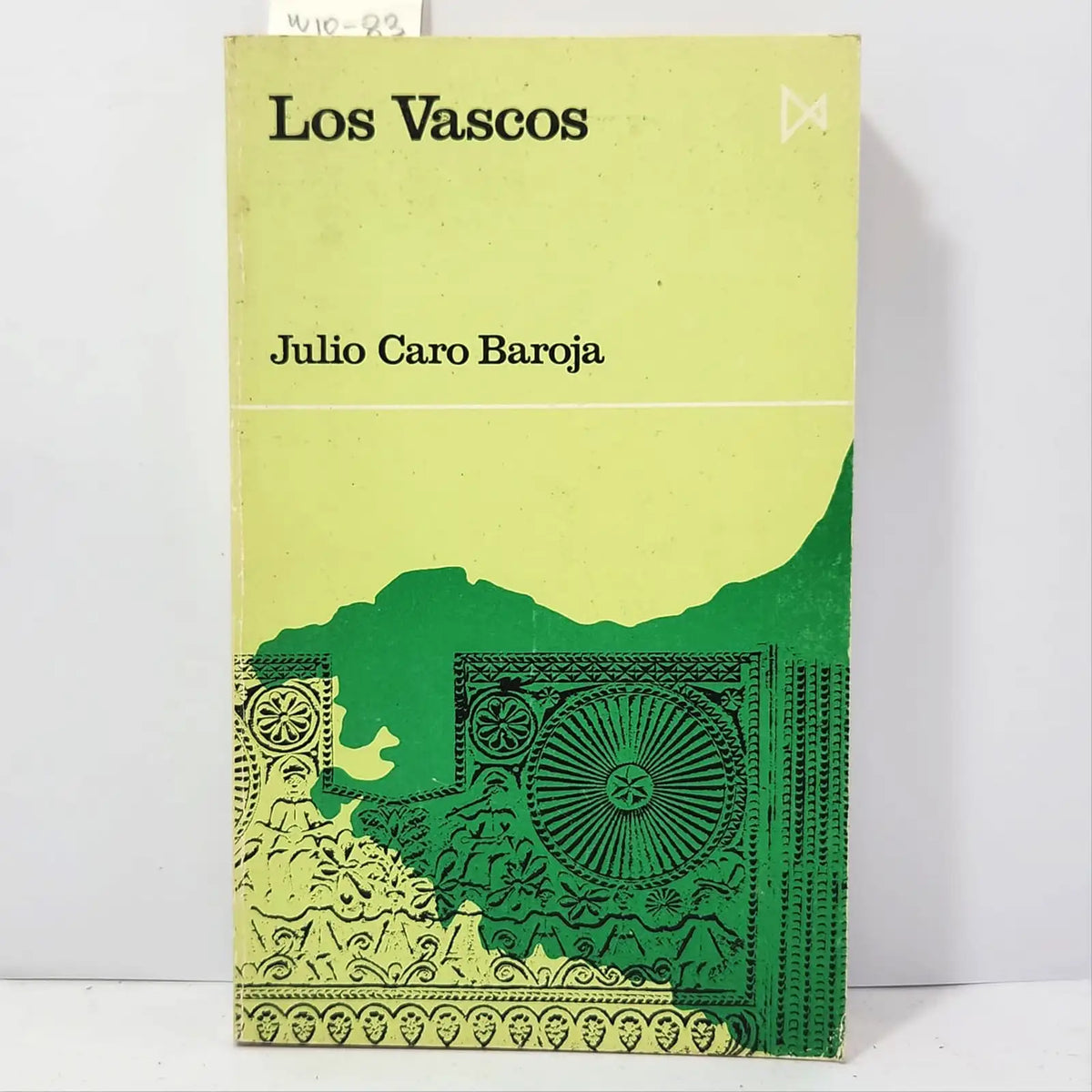 Los Vascos. — CARO BAROJA, Julio.