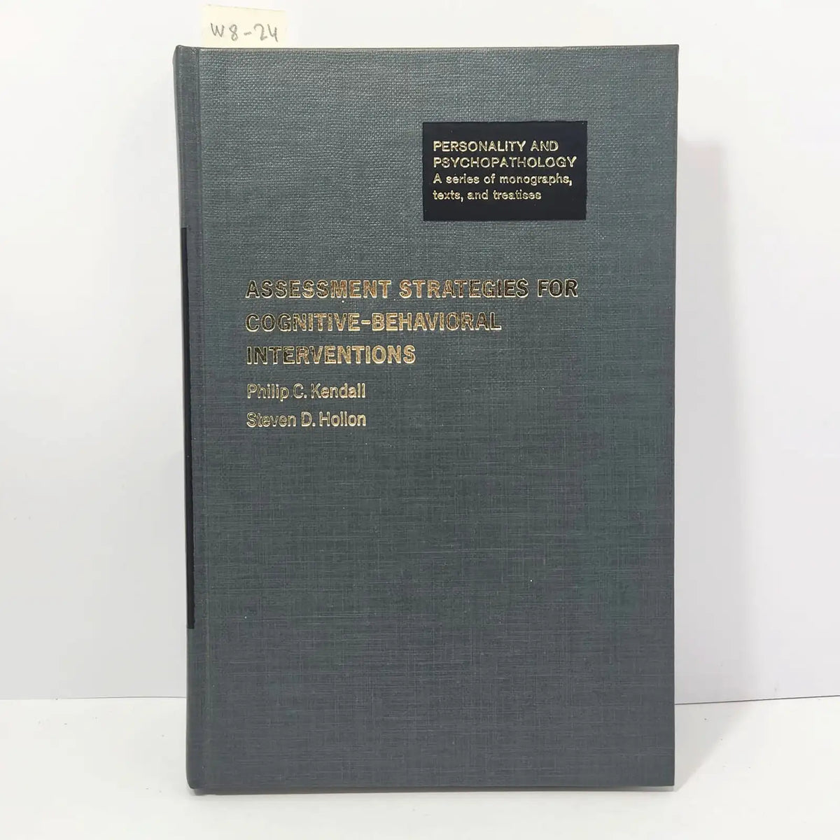 Assessment Strategies for Cognitive-behavioral Interventions. — KENDALL, Philip C. and HOLLON, Steven D.