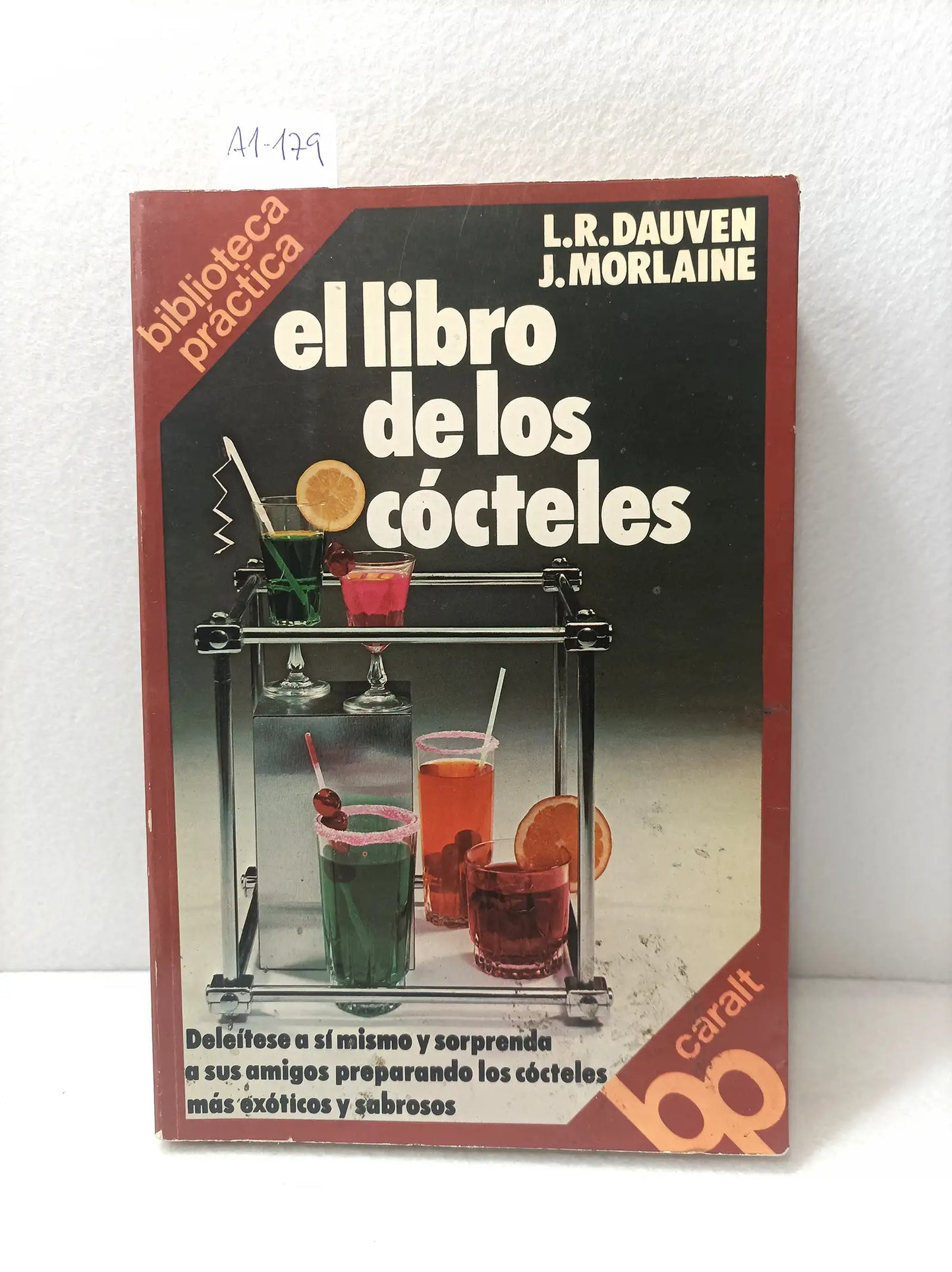 El libro de los cócteles.