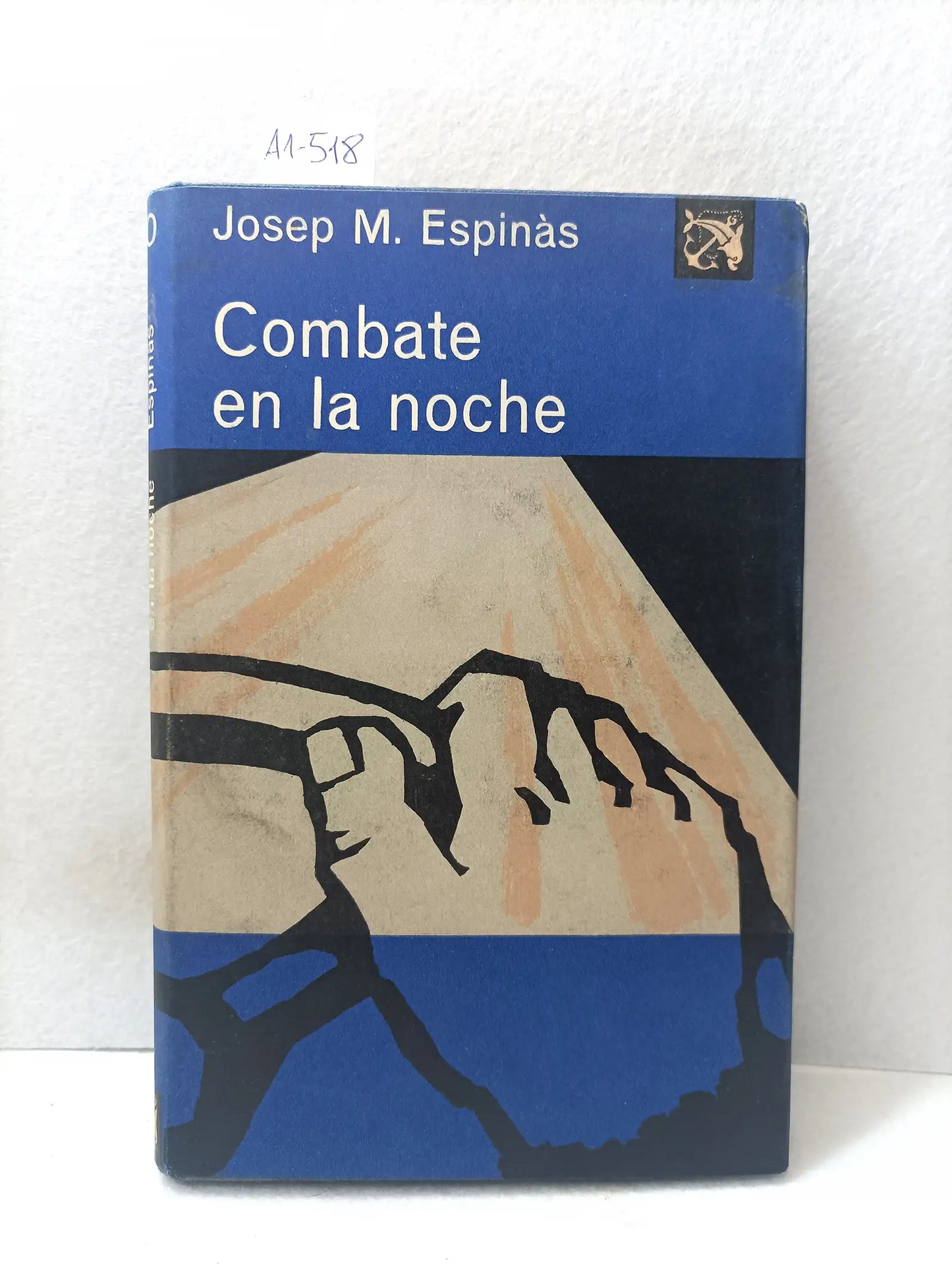 Combate en la noche.