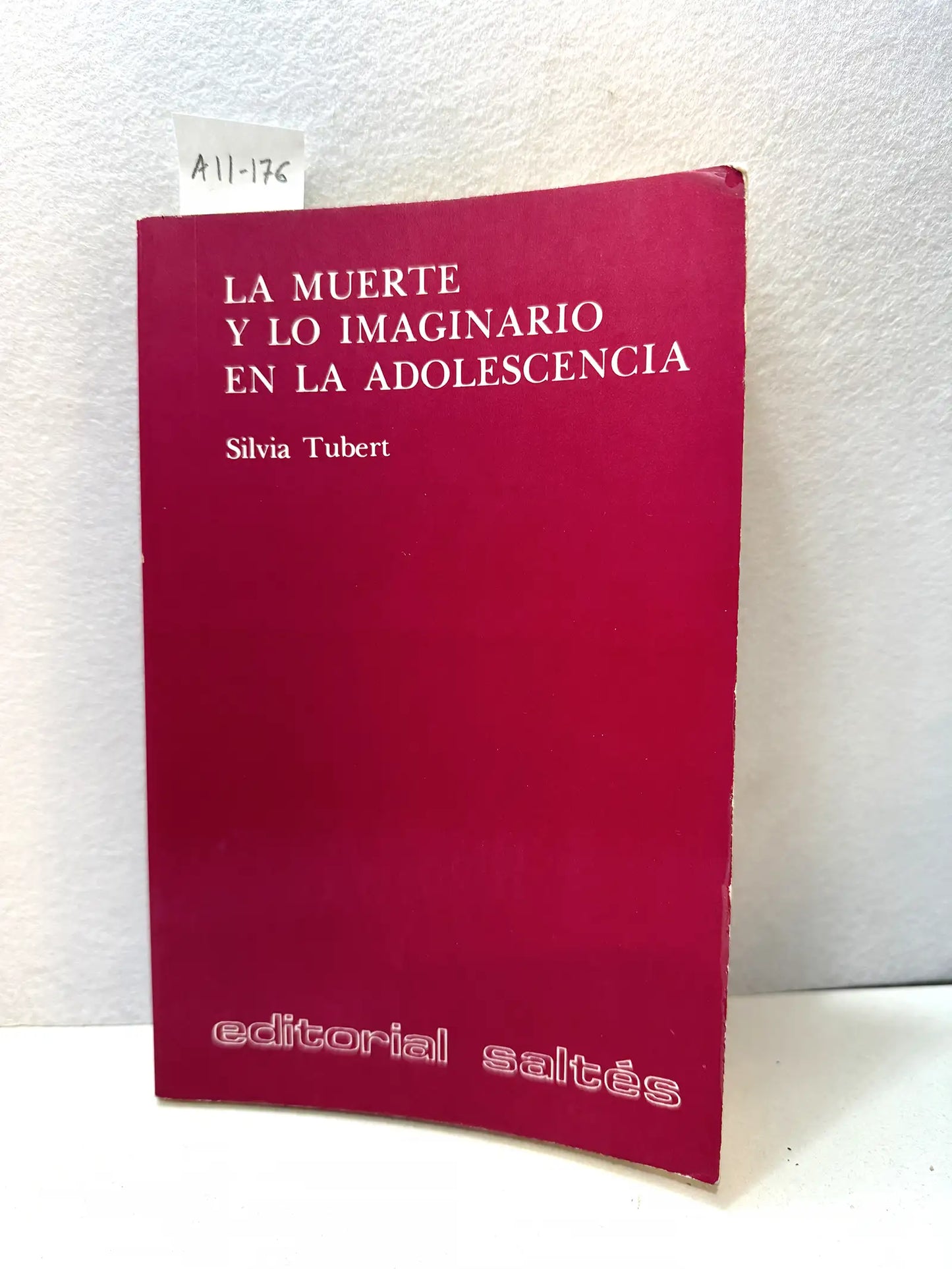 La muerte y lo imaginario en la adolescencia.