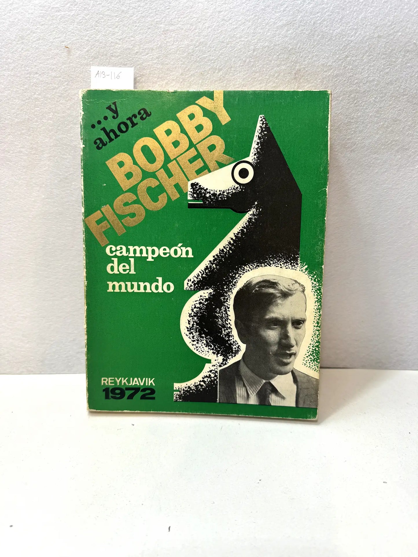 ...Y ahora Bobby Fisher. Campeón del Mundo. Reykjavik 1972.