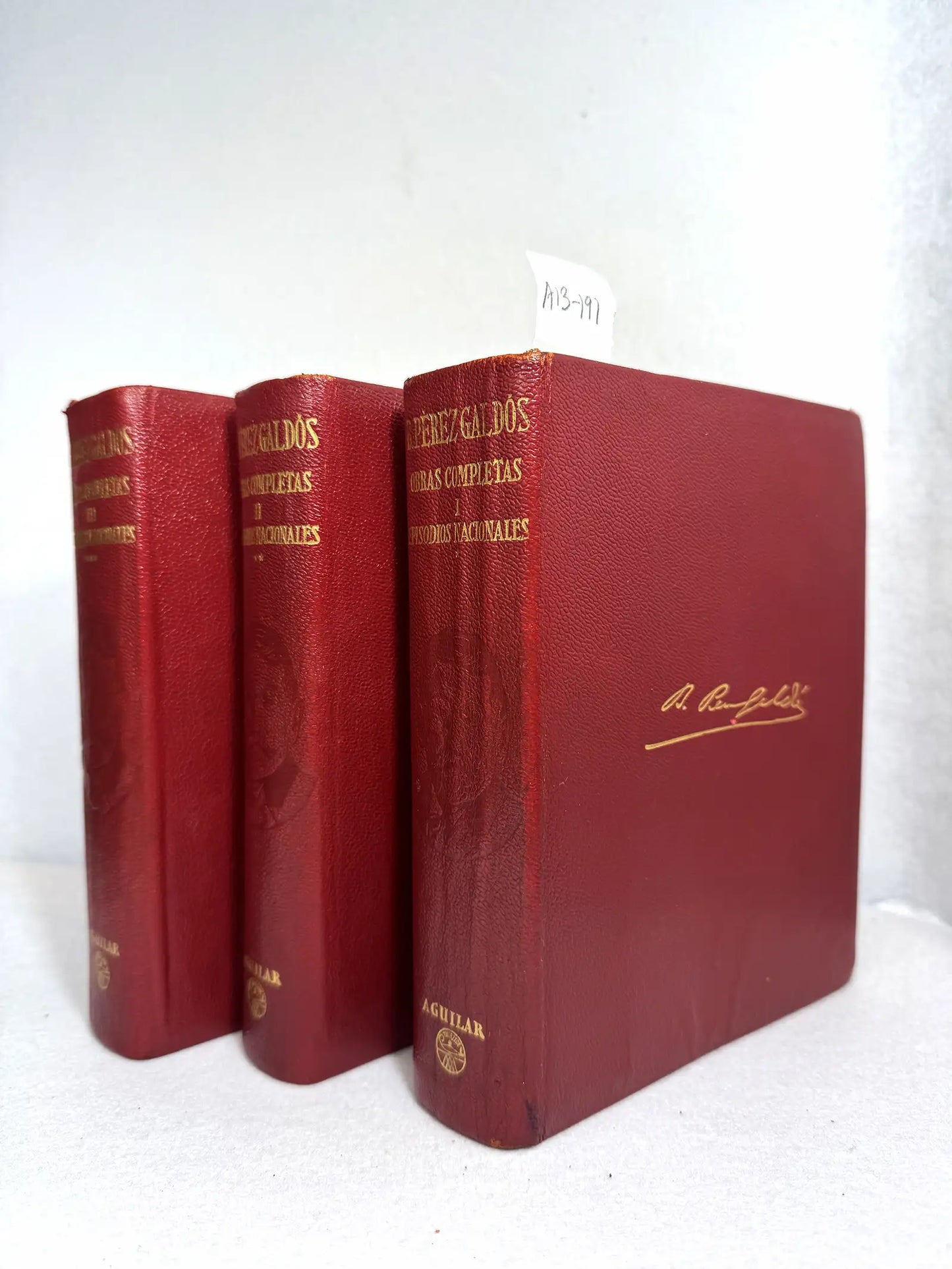 (O. C.) Episodios Nacionales, tomos I, II y III.