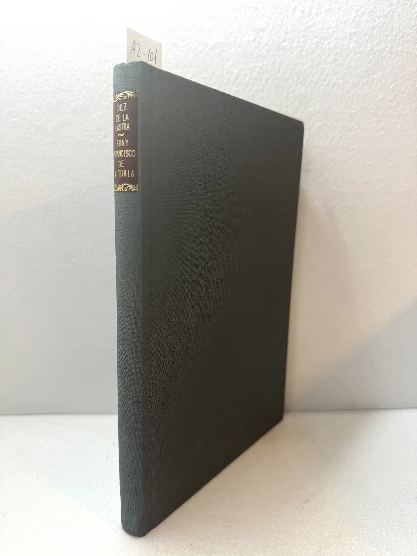 El burgalés Fray Francisco de Vitoria. Réplica al folleto de D. Francisco J. de Landaburu.