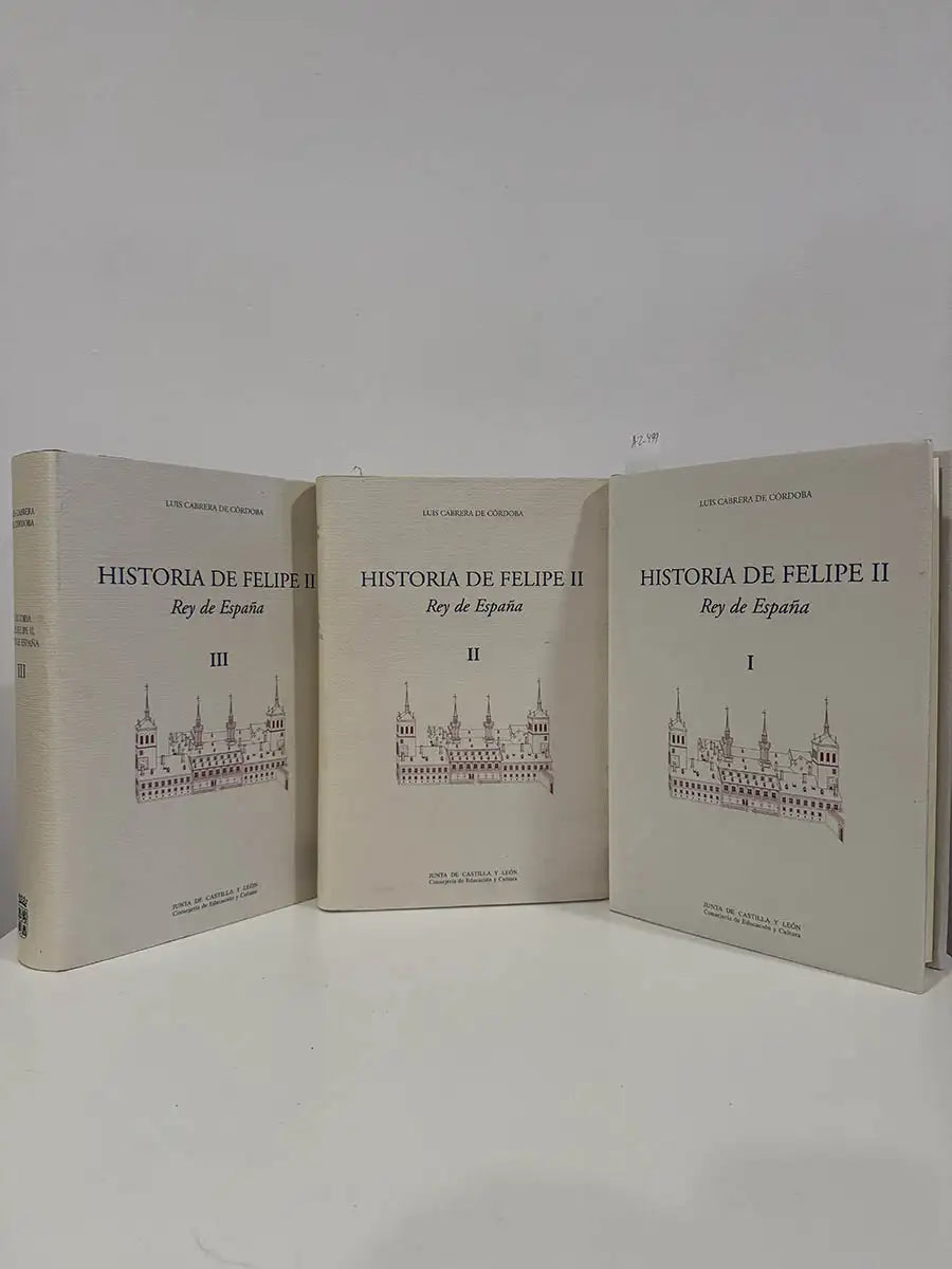 Historia de Felipe II, Rey de España. (Tomos I, II y III).