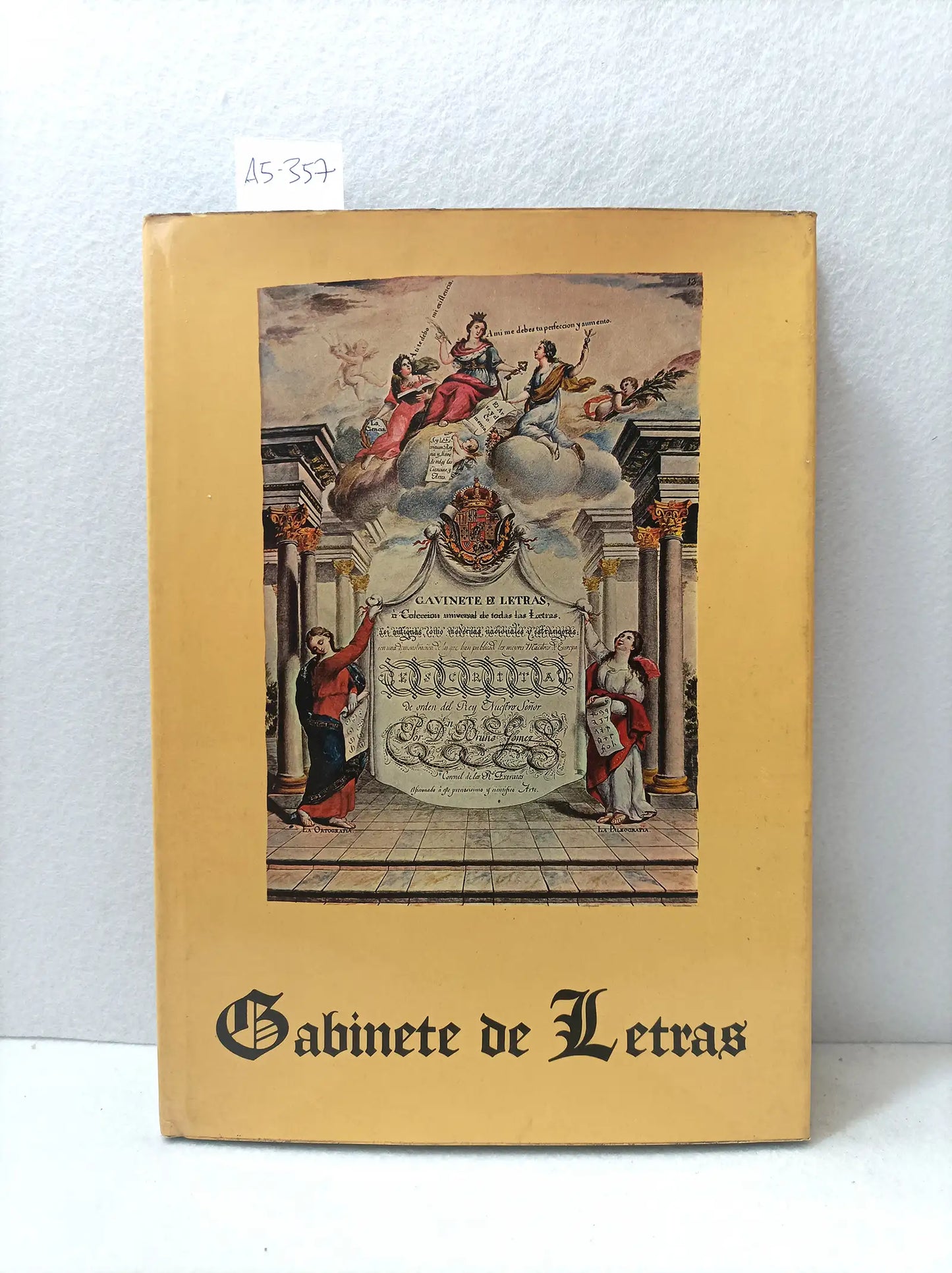 Gabinete de letras.