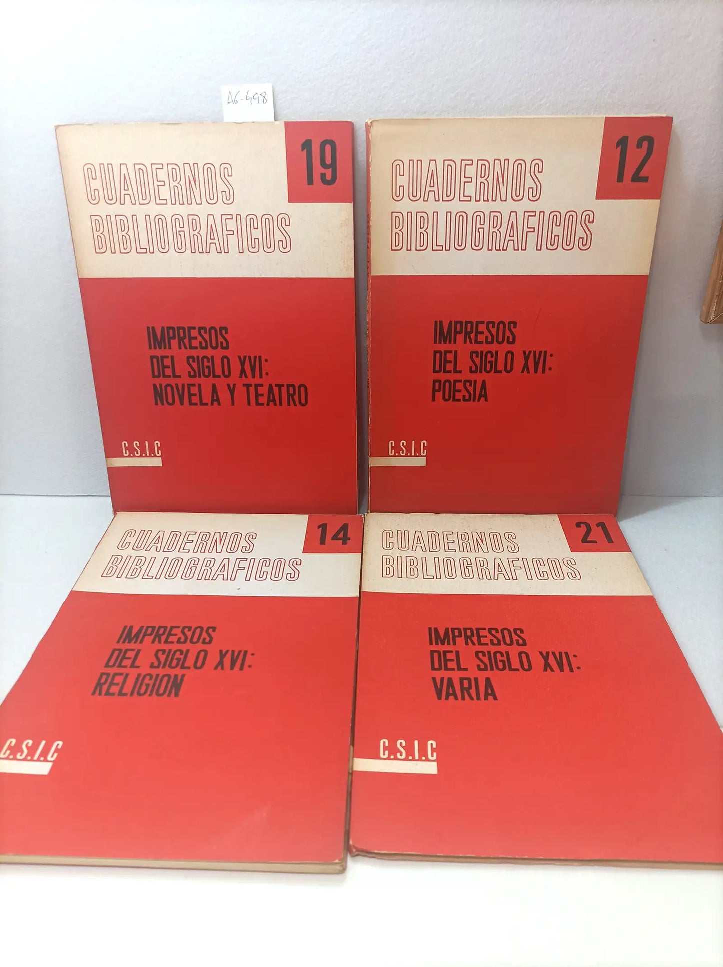 Lote de 4 números de cuadernos bibliográficos (todos sobre s. XVI) nºs 12, 14, 19 y 21 (ver ficha).