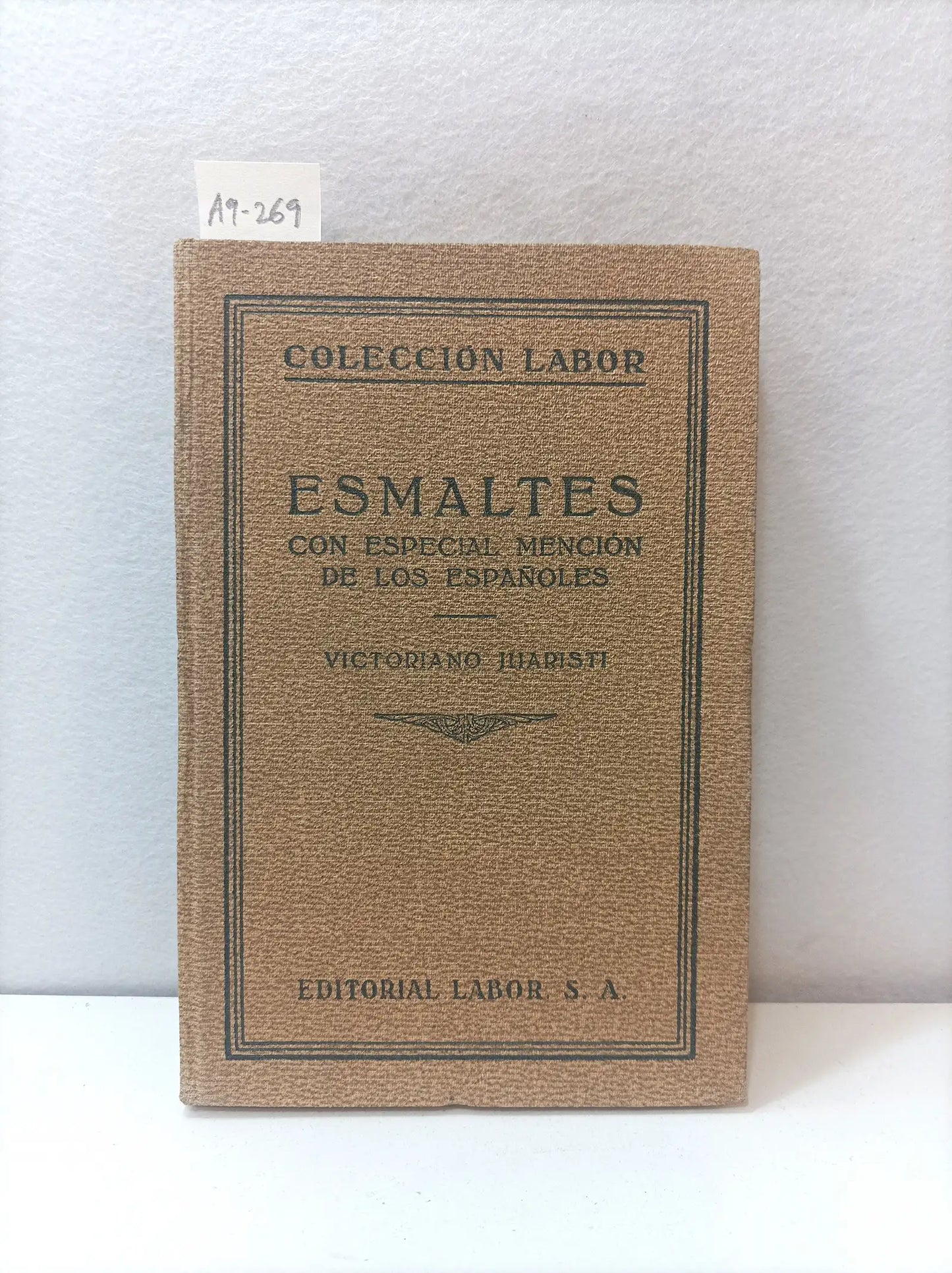 Esmaltes, con especial mención de los españoles.
