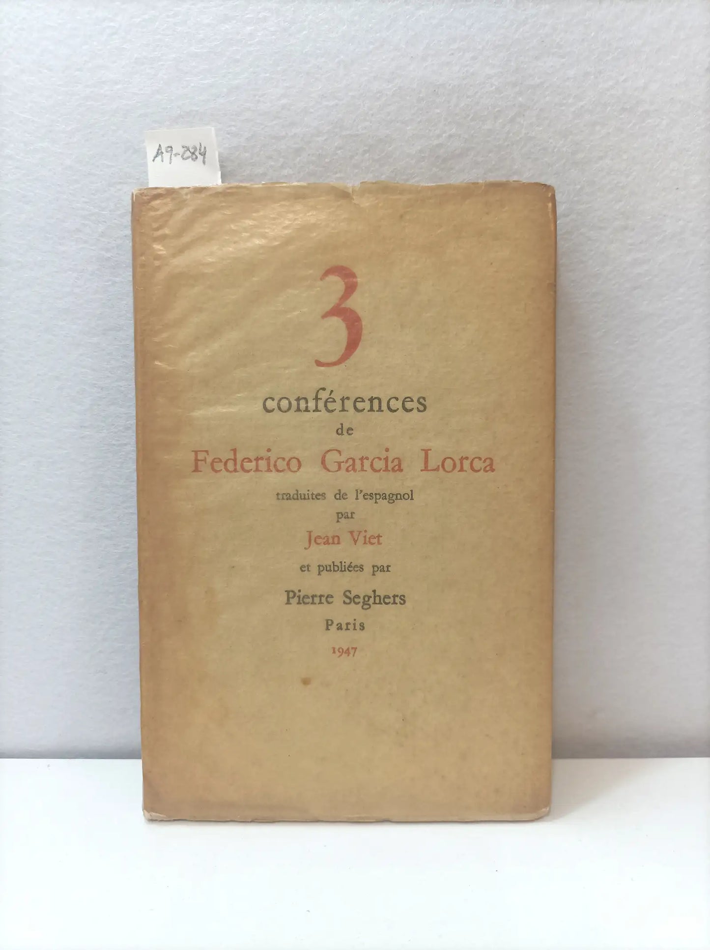 3 conférences de Federico García Lorca traduites de l'espagnol par Jean Viet.