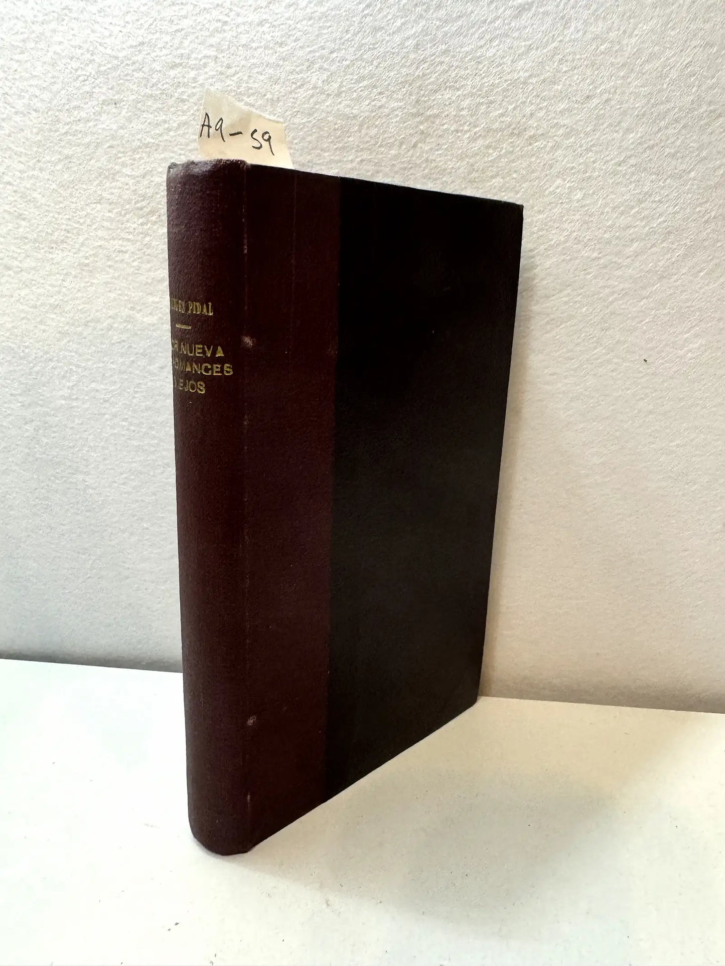 Flor nueva de romances viejos.