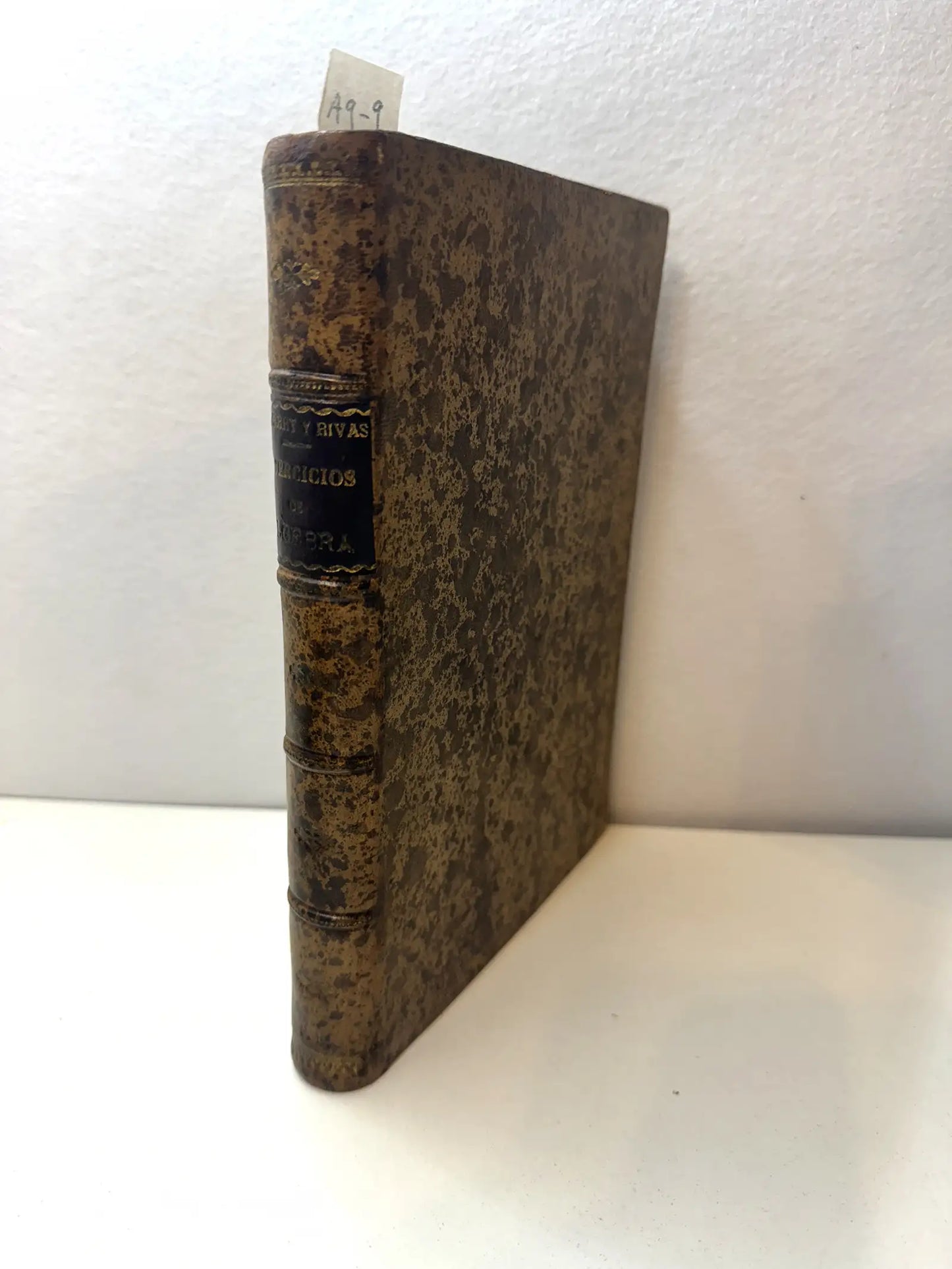 Ejercicios de Álgebra.