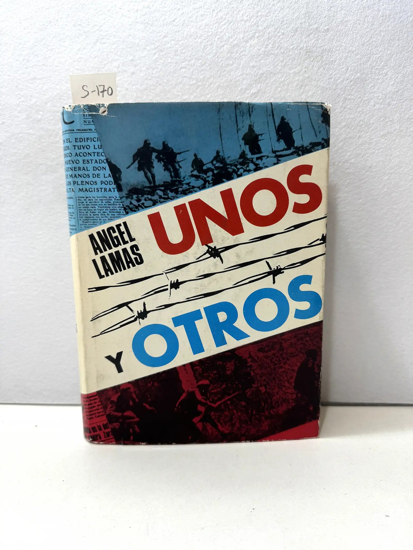 Unos y otros.