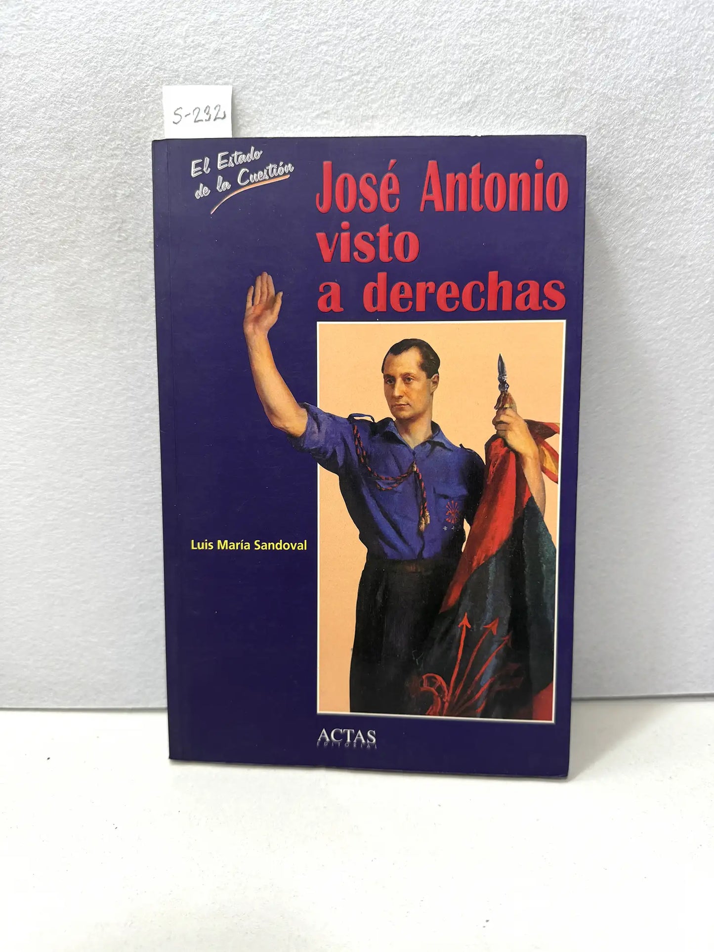 José Antonio visto a derechas.