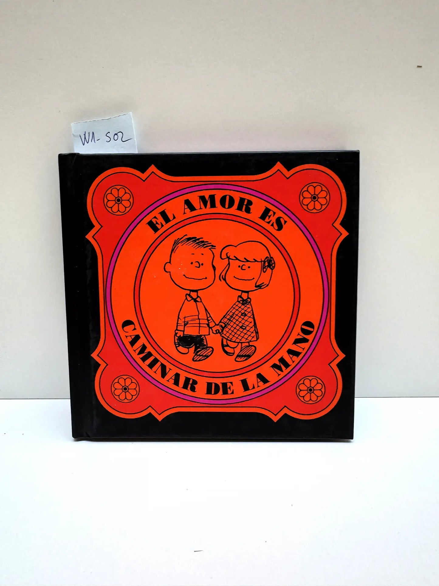 El amor es caminar de la mano.