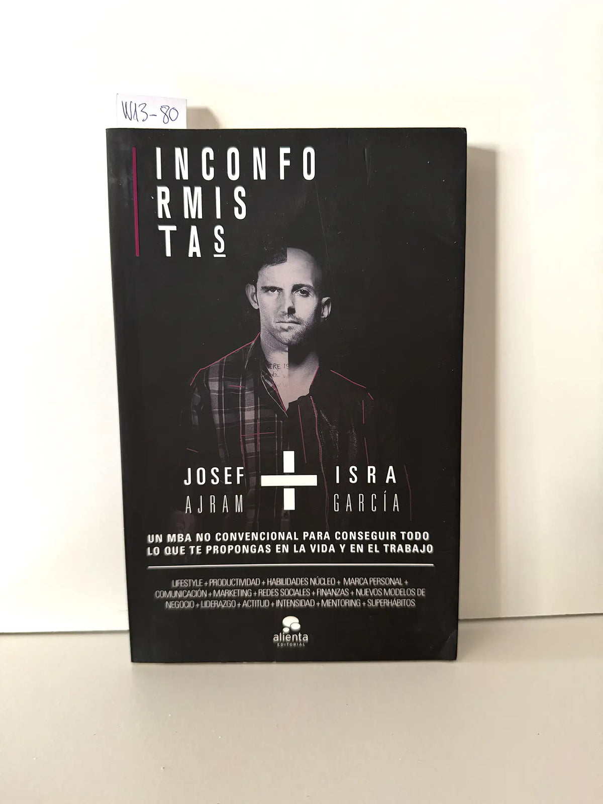 Inconformistas — AJRAM, Josef; GARCÍA, Isra.