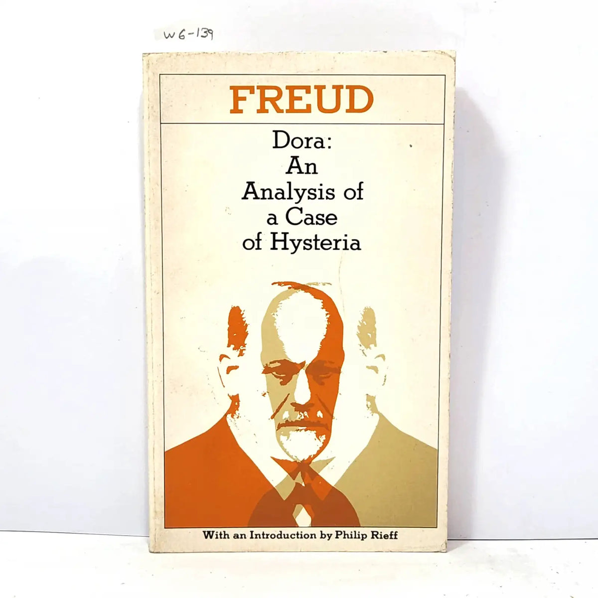 Dora: An Analysis of a Case of Hysteria. — FREUD, Sigmund.